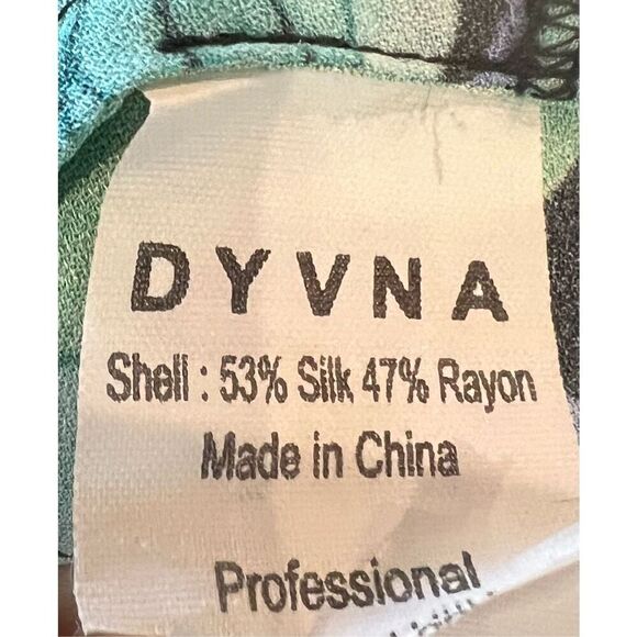 DYVNA Blue Tonal Leaves Button Front Midi Dress NWT Size Large - Picture 8 of 8